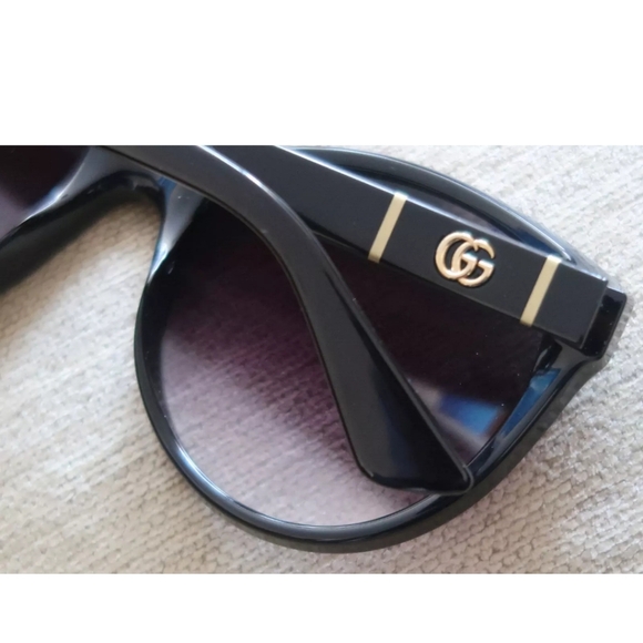 Authentic GUCCI GG0631S SUNGLASSES - Picture 9 of 16